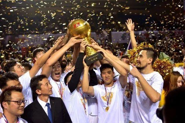 辽篮6号出征亚冠联赛 短合同签约两名新外援